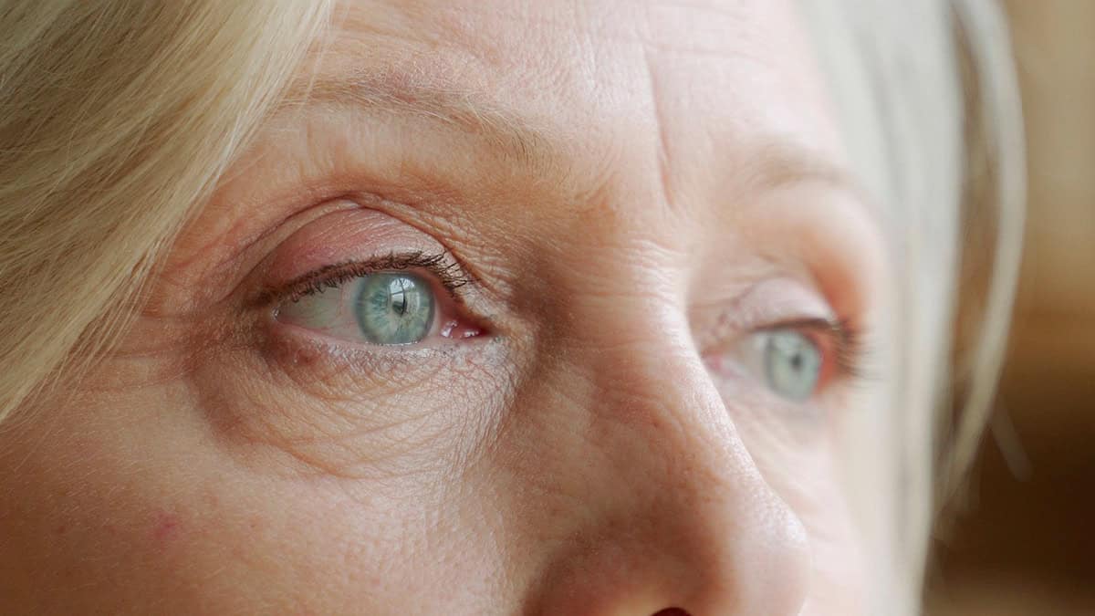 What Is Age-Related Macular Degeneration (AMD) and How Is It Treated?
